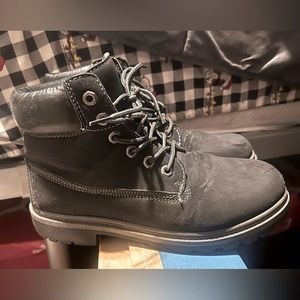Black boots